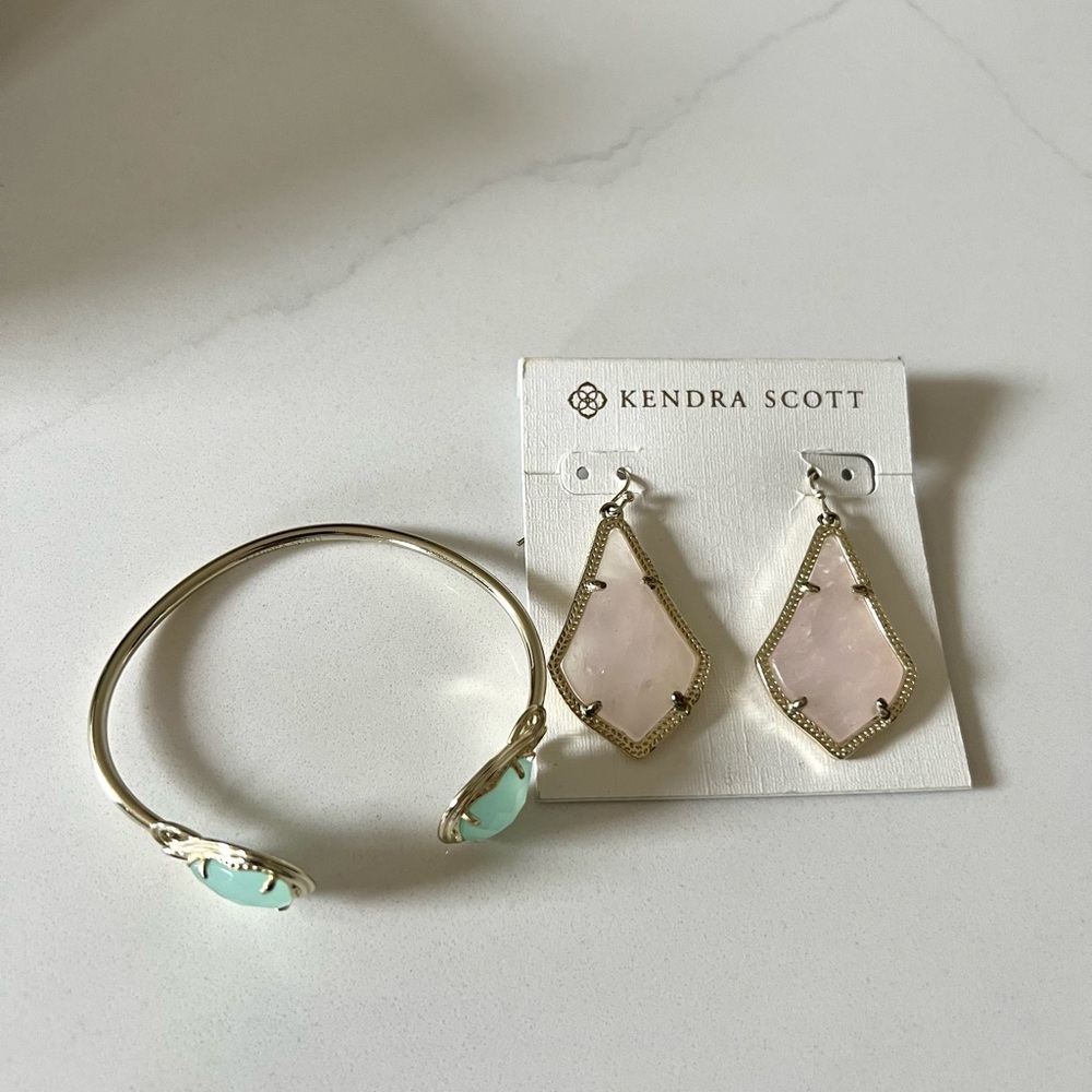 Kendra Scott Gold and Pink Bracelet